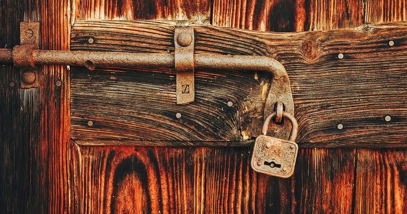 Débloquer une porte : la méthode simple qui marche vraiment