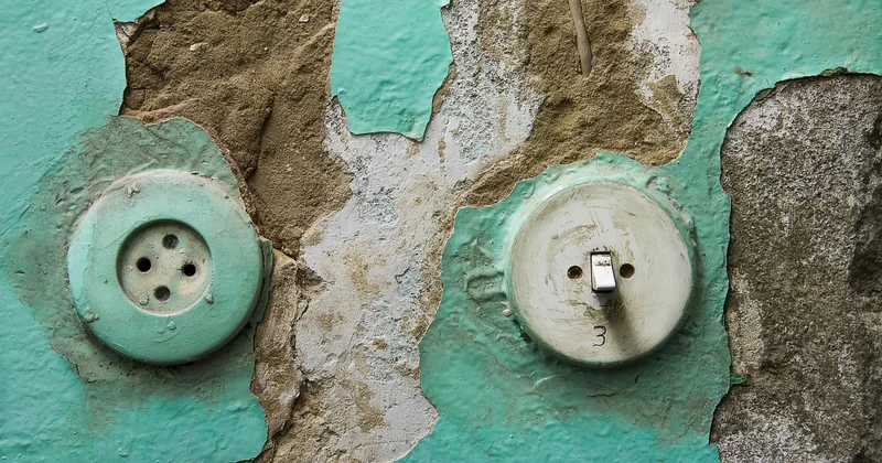 Hauteur de prise électrique : le tableau pièce par pièce