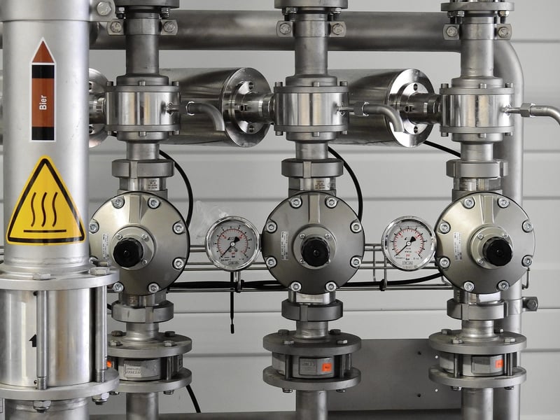 Assembler un tube acier sans soudure en 2026 : le guide complet