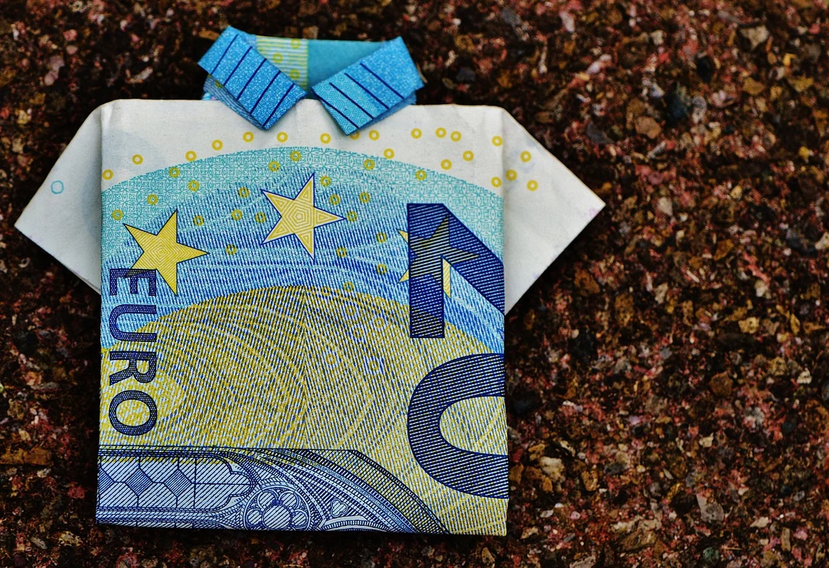 Comment utiliser une perceuse visseuse : guide débutant complet 2026