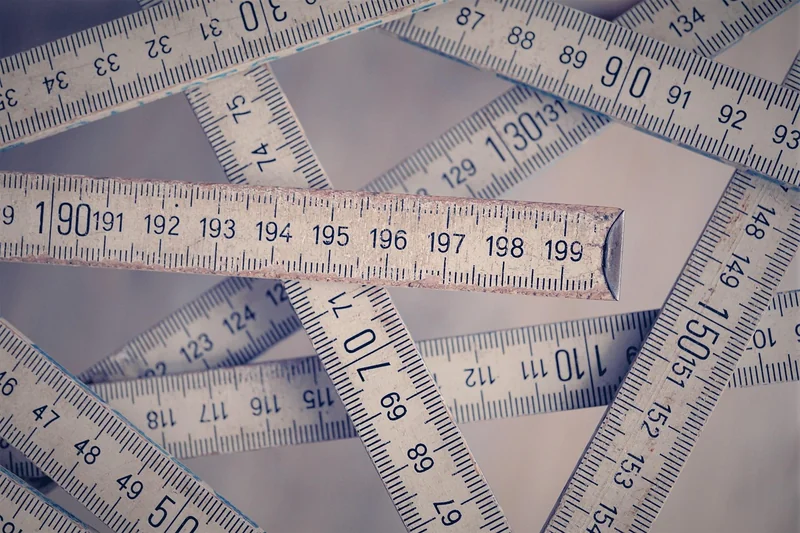 Calculer les dimensions réelles d'un volume de 12 m³